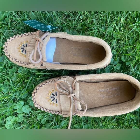 171-You Are Sole lovely 👟 New Laurentian Chief Beaded Moccasins - Picture 2 of 9